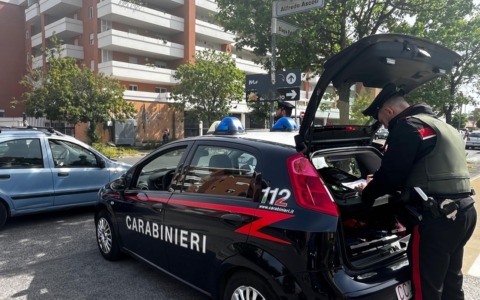 Arrestato un uomo per tentata rapina e aggressione a Firenze