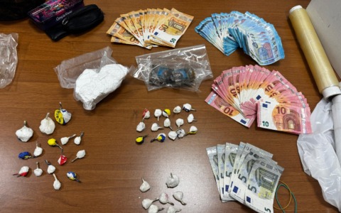 Sequestrati 160 chili di hashish e 700 grammi di cocaina, due arresti