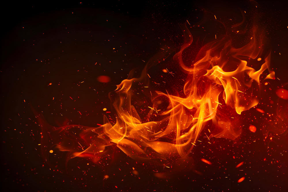 Incendio devastante in un capannone alle porte di Firenze