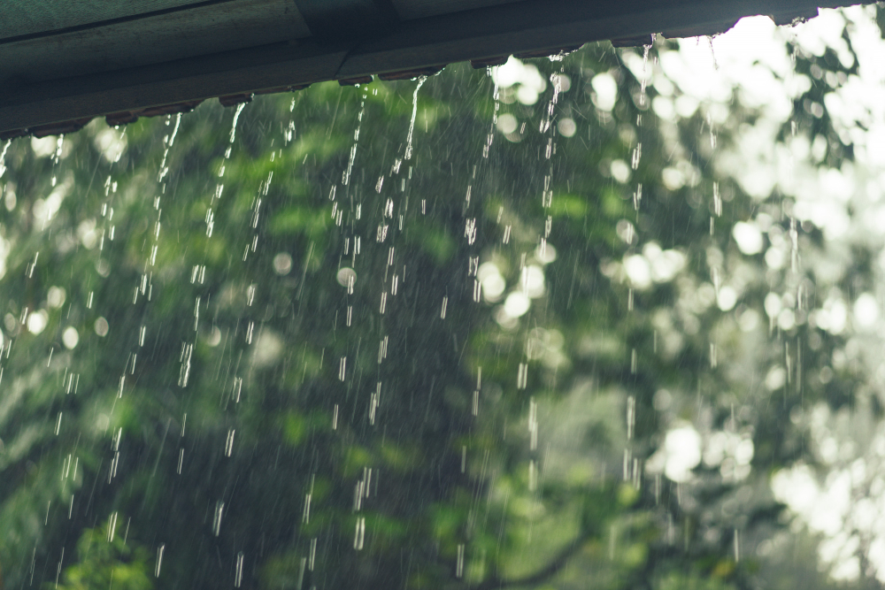 Temporali e temperature in calo: scatta l’allerta arancione