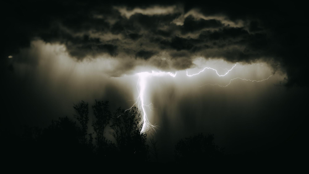 Temporali intensi, allerta arancione in Toscana